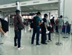 Langgar UU Keimigrasian, Enam WNA asal Tiongkok Dideportasi