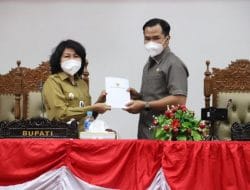 Bupati Pulang Pisau Sampaikan Pidato KUPA dan PPAS Perubahan
