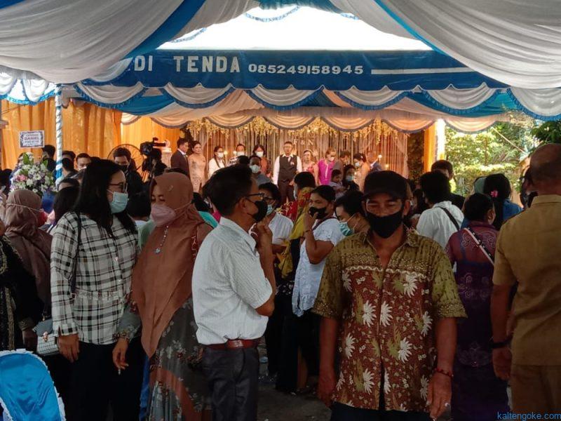 acara pernikahan dibubarkan