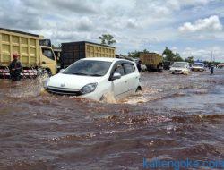 Banjir Jalan Trans Kalimantan, Palangka Raya – Kuala Kurun Capai 60 Cm