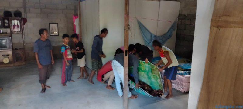 gantung diri