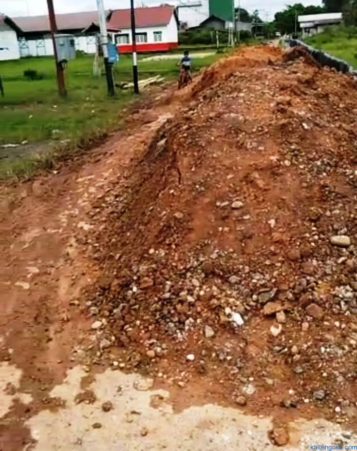 proyek "siluman"