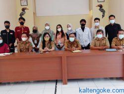 Sembilan Mahasiswa Pejuang Muda Koordinasi dengan Kadinsos Pulang Pisau