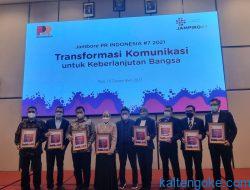Mendag Lutfi Raih Penghargaan “Most Popular Leader” dari PR Indonesia