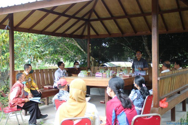 diskusi santai