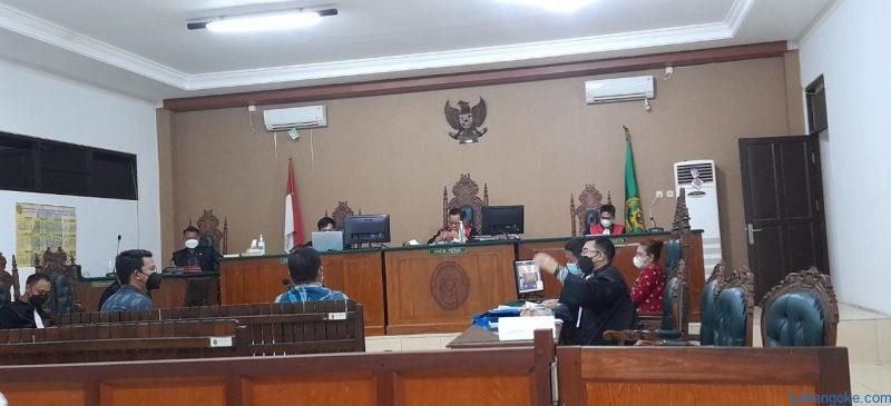 oknum anggota dprd gumas
