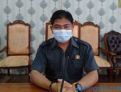 Kendaraan Angkutan Lebihi Muatan Sebabkan Kerusakan Jalan