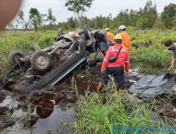 Laka Tunggal, Pengemudi dan Penumpang Tewas Terjepit Kabin Pikap
