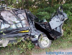 Tabrak Pembatas Jalan, Sopir Pikap Tewas Terjepit