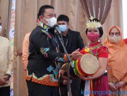 Dukung Pemulihan Ekonomi, Wagub Resmikan Toko Roti