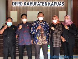 Kunanto Resmi Jabat Ketua Komisi III DPRD Kapuas