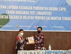 Bupati Barito Timur Serahkan LKPD Tahun 2021