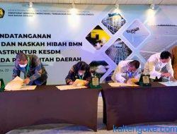 Pemkab Pulpis Terima Hibah PJUTS dari Kementrian ESDM