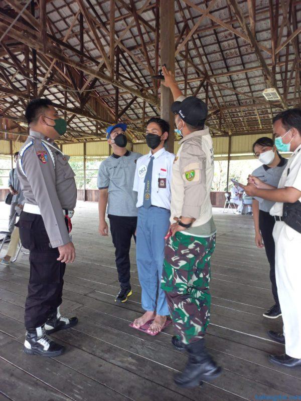 Puluhan Pelajar