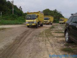Warga Keluhkan Angkutan Batu Bara Merusak Jalan Desa Siong