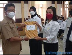 Sekda Bartim Serahkan SK CPNS dan PPPK