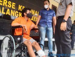 Buronan Curanmor Pincang, Tiga Buah “Timah Panas” Bersarang di Kaki