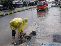 Drainase Mampet Air Meninggi 30 Cm