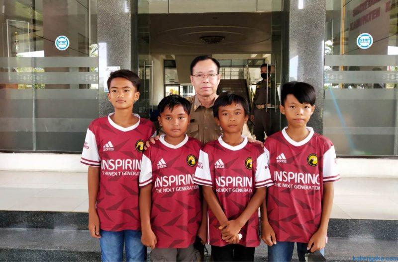 Tim Sepak Bola
