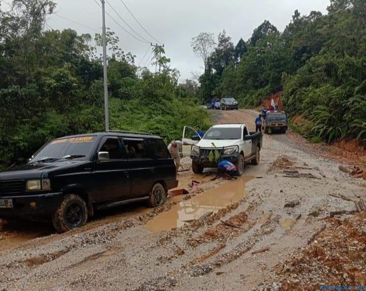 Jalan Penghubung Desa