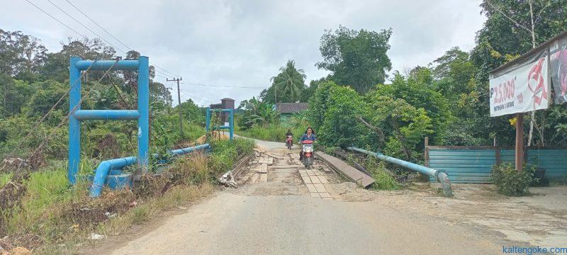 Proyek Jembatan Karungen