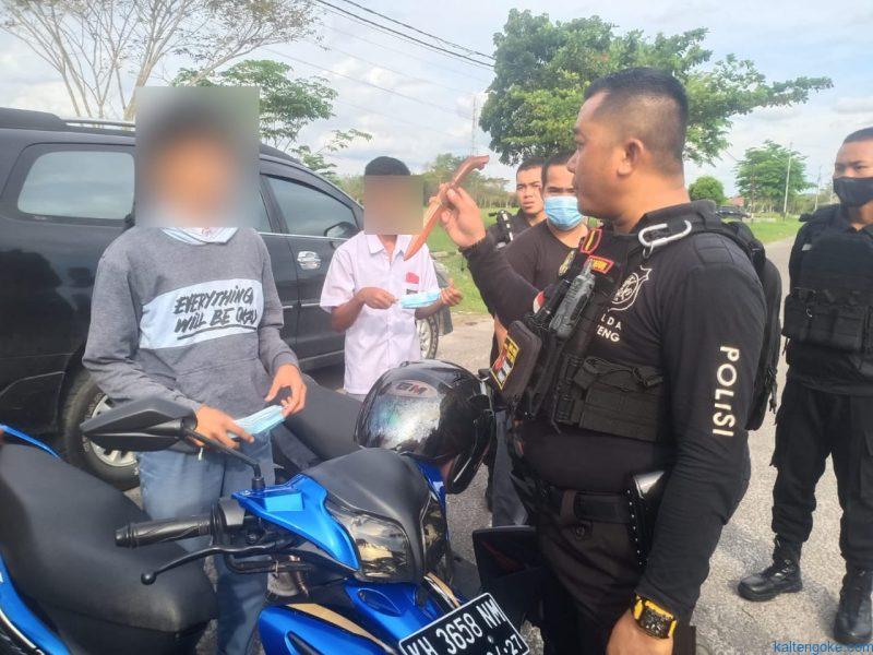 remaja tawuran