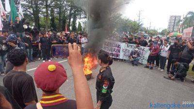 tolak kenaikan BBM