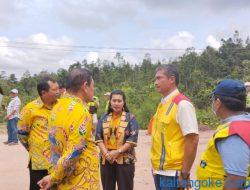 Penanganan Jalan Longsor Dipantau Langsung Sekda Gumas