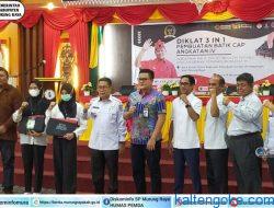 Wabup Murung Raya Buka Diklat 3 In 1 Pelatihan Membatik Cap
