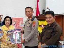 Wabup Serahkan DIPA ke 9 Satker dari Vertikal