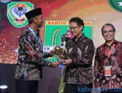 Pemkab Raih Penghargaan UHC Awards