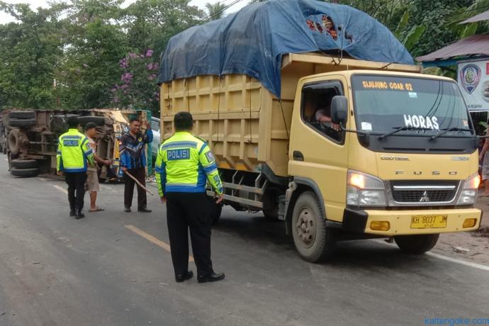 tabrakan beruntun