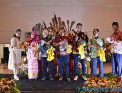 Bupati Buka Acara Unjuk Bakat Jagau Linga dan Bawi Kemeluh