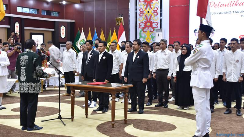 Sekda Lantik Pengurus Karang Taruna Provinsi