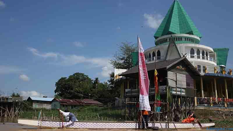 Ribuan Warga Saksikan Besei Kambe