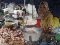 Jelang Iduladha, Daging Ayam dan Sapi Merangkak Naik