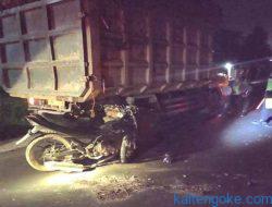 Seruduk Belakang Truk Pemotor Tewas di TKP