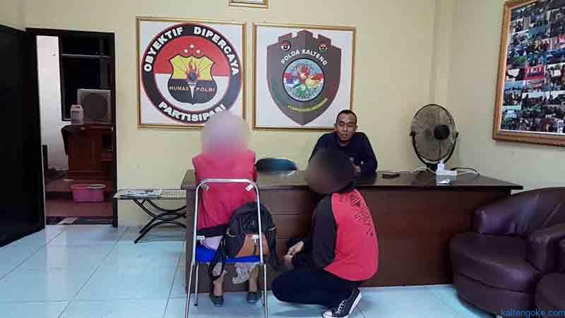 Teror Mantan Pacar dengan Foto Bugil