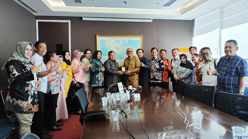 Dewan Konsultasi Terkait Batas Wilayah ke Kemendagri