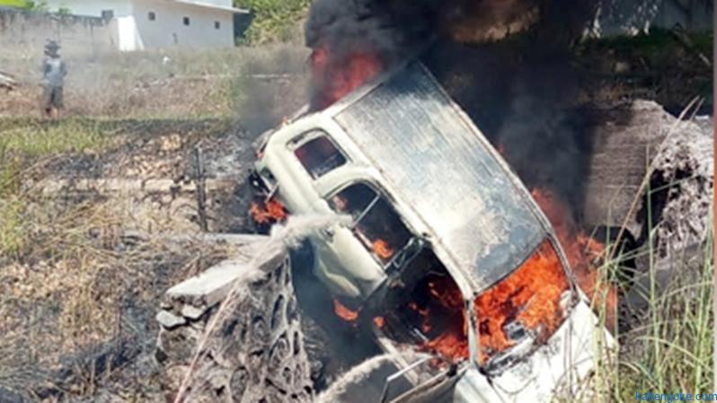 Mobil Terbakar Diduga Pelangsir