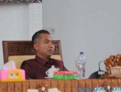 Bangun Akses Jalan Desa Sungai Perlu-Sandurian