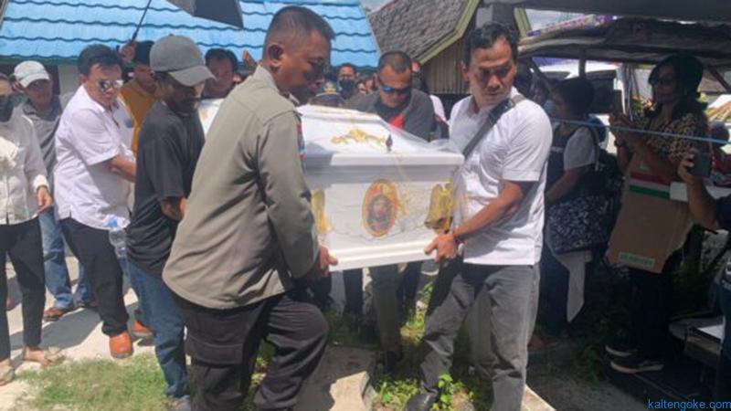Pensiunan PNS Dibunuh, Uang dan Emas Raib!