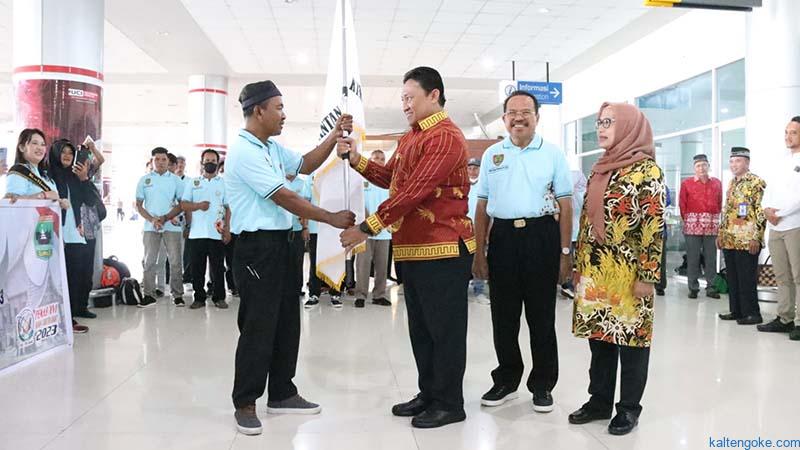 473 Kontingen Asal Kalteng Berangkat Menuju PENAS