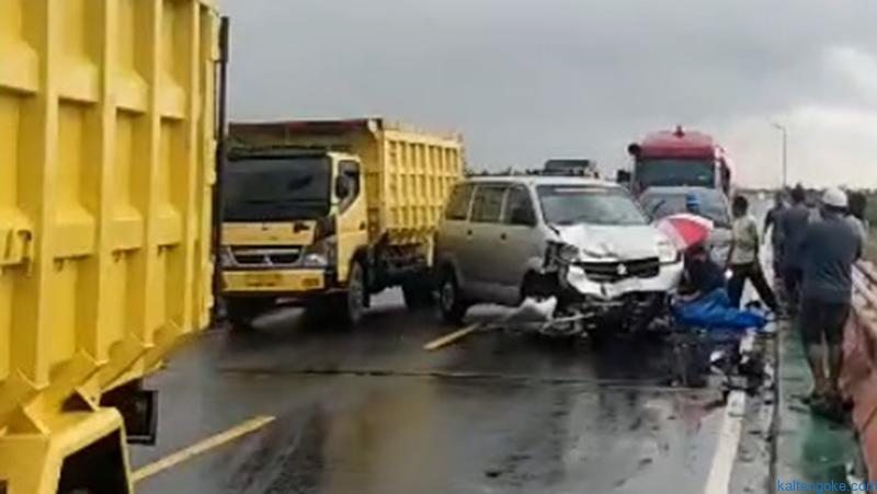 Tabrakan di Jembatan Nusa, Satu Nyawa Melayang