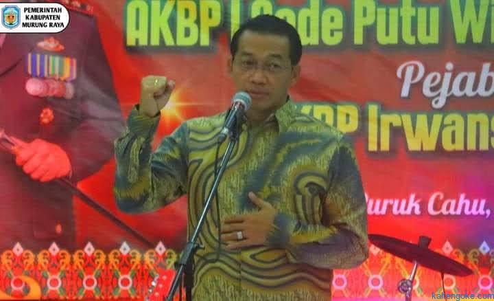Bupati Prihatin