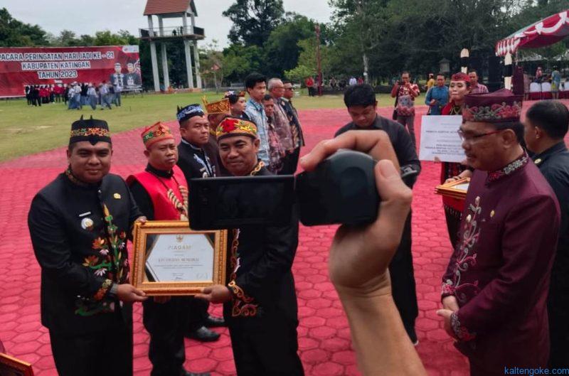 Ketua Dewan Bangga