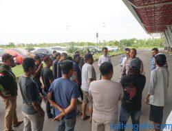 Driver Ojol Dibogem Oknum Sopir Taksi di Kawasan Bandara Tjilik Riwut