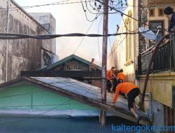 Rumsong di Kawasan Padat Penduduk Terbakar