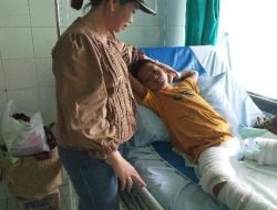 Wujudkan Kepedulian, Dewan Besuk Masyarakat di RS