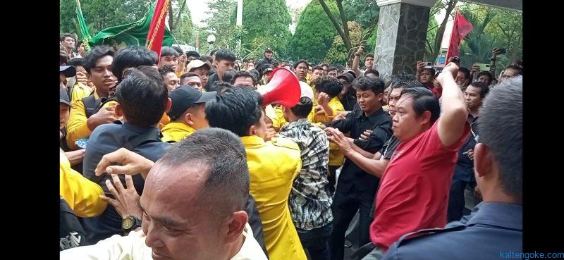staf rektorat